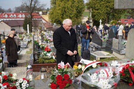  (kliknięcie spowoduje powiększenie obrazu)