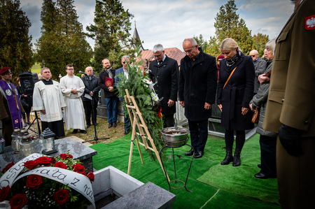  (kliknięcie spowoduje powiększenie obrazu)