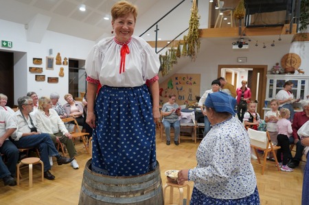 Kolejna już odsłona Tradycyjnego Kiszynio Kapusty w Brennej (kliknięcie spowoduje powiększenie obrazu)