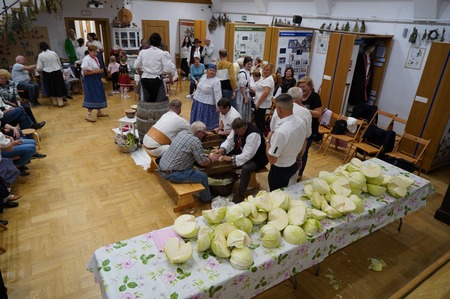 Kolejna już odsłona Tradycyjnego Kiszynio Kapusty w Brennej (kliknięcie spowoduje powiększenie obrazu)