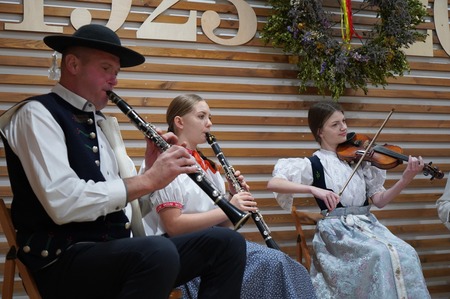 Kolejna już odsłona Tradycyjnego Kiszynio Kapusty w Brennej (kliknięcie spowoduje powiększenie obrazu)