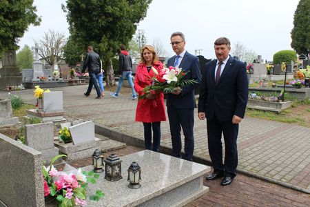  (kliknięcie spowoduje powiększenie obrazu)