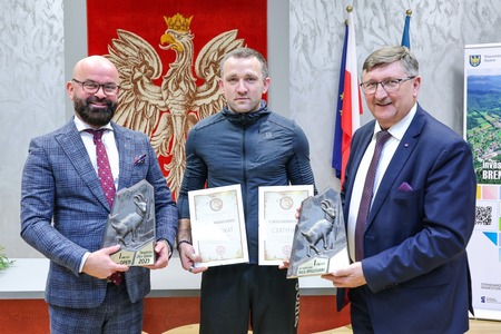  (kliknięcie spowoduje powiększenie obrazu)