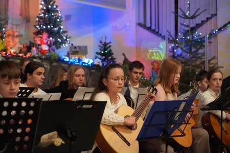 Zimowy Koncert Bazy Talentów OPKiS (kliknięcie spowoduje powiększenie obrazu)
