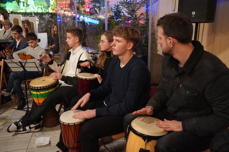 Zimowy Koncert Bazy Talentów OPKiS (kliknięcie spowoduje powiększenie obrazu)