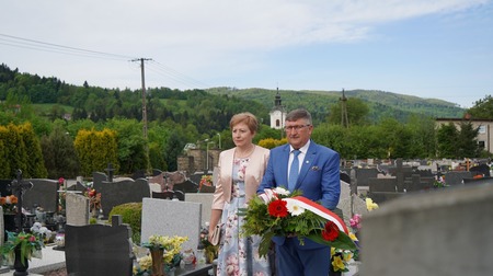  (kliknięcie spowoduje powiększenie obrazu)