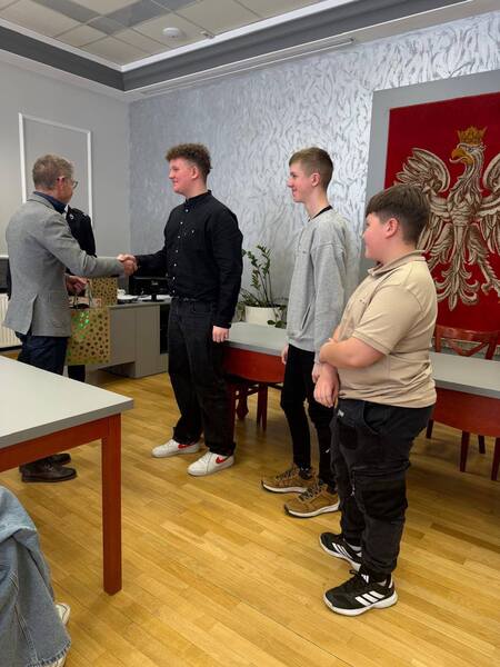  (kliknięcie spowoduje powiększenie obrazu)