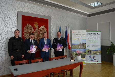  (kliknięcie spowoduje powiększenie obrazu)