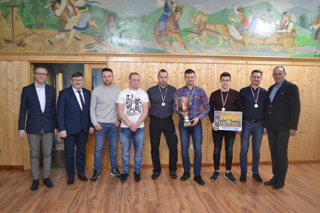  (kliknięcie spowoduje powiększenie obrazu)