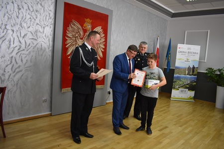 Turniej Wiedzy Pożarniczej - foto4 (kliknięcie spowoduje powiększenie obrazu)