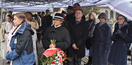  (kliknięcie spowoduje powiększenie obrazu)