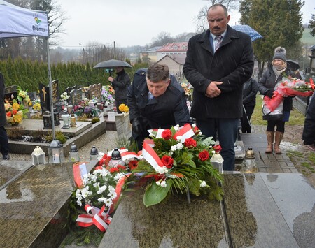  (kliknięcie spowoduje powiększenie obrazu)