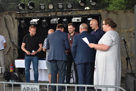  (kliknięcie spowoduje powiększenie obrazu)