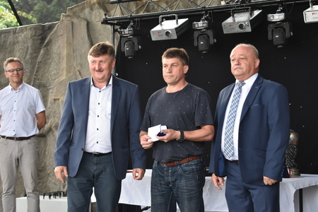  (kliknięcie spowoduje powiększenie obrazu)