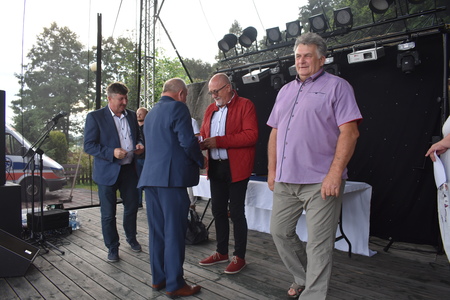  (kliknięcie spowoduje powiększenie obrazu)