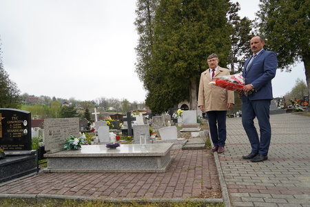  (kliknięcie spowoduje powiększenie obrazu)