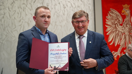  (kliknięcie spowoduje powiększenie obrazu)