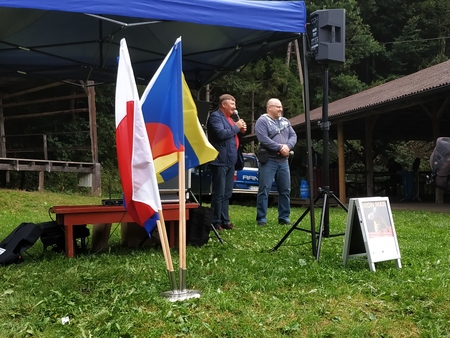 na zdjęciu wójt gminy Brenna i wójt z gminy pioseczna (kliknięcie spowoduje powiększenie obrazu)