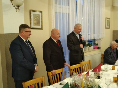  (kliknięcie spowoduje powiększenie obrazu)