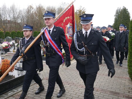  (kliknięcie spowoduje powiększenie obrazu)