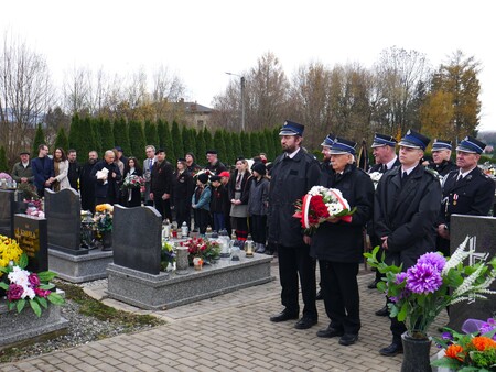  (kliknięcie spowoduje powiększenie obrazu)