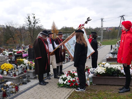  (kliknięcie spowoduje powiększenie obrazu)